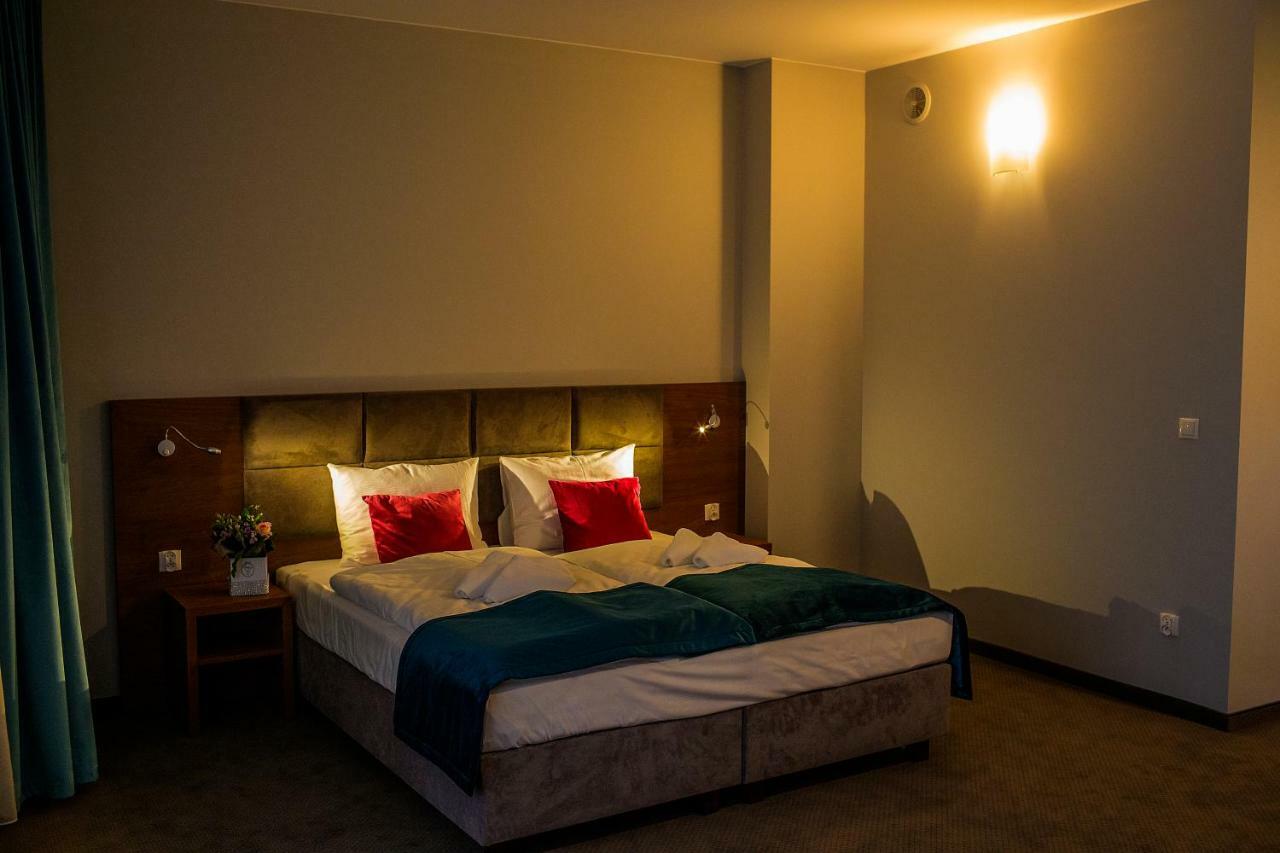 Stary Mlyn Hotel Świdnica Exterior foto